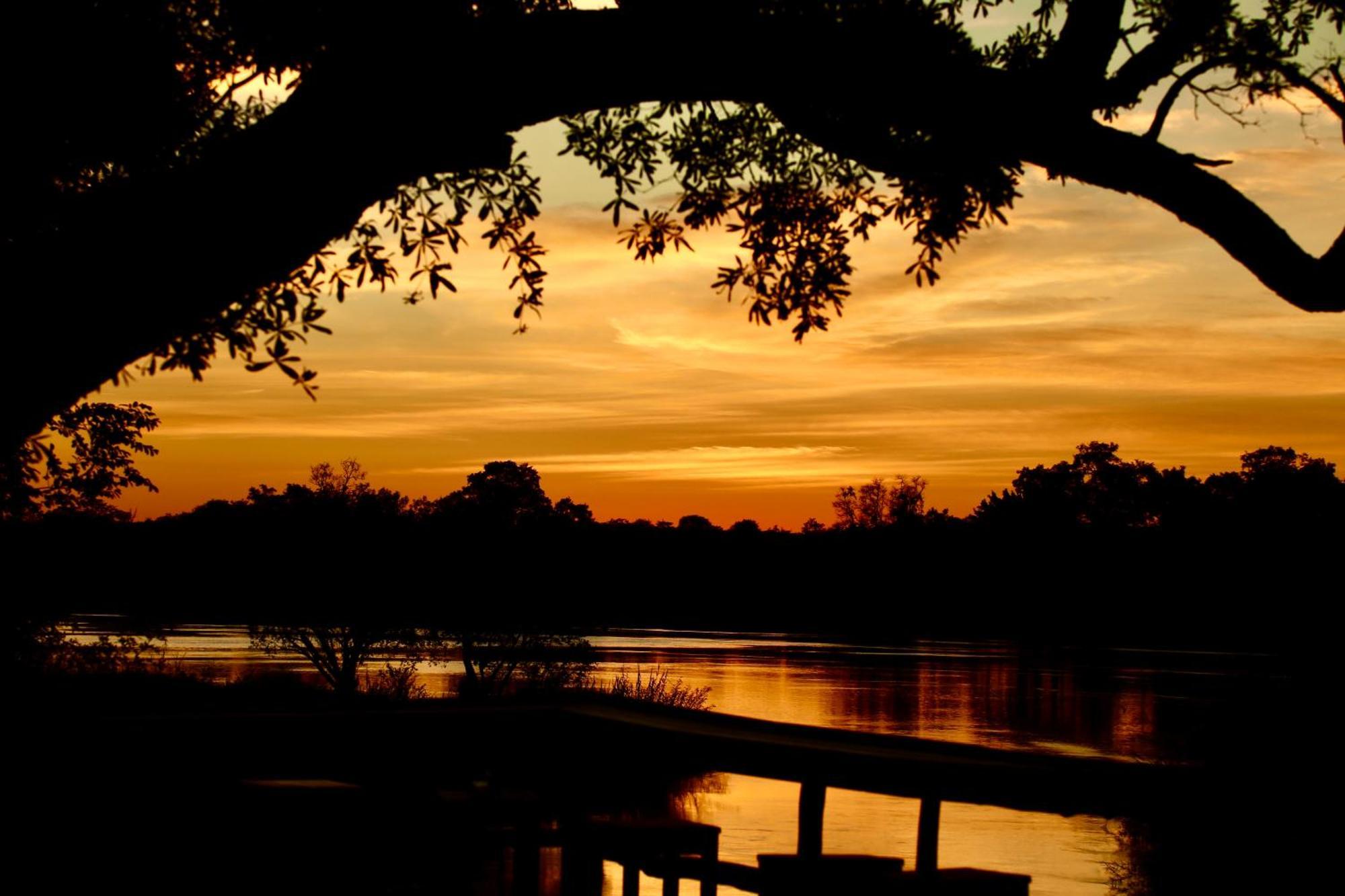 Zambezi Dusk Villa Ливингстън Екстериор снимка