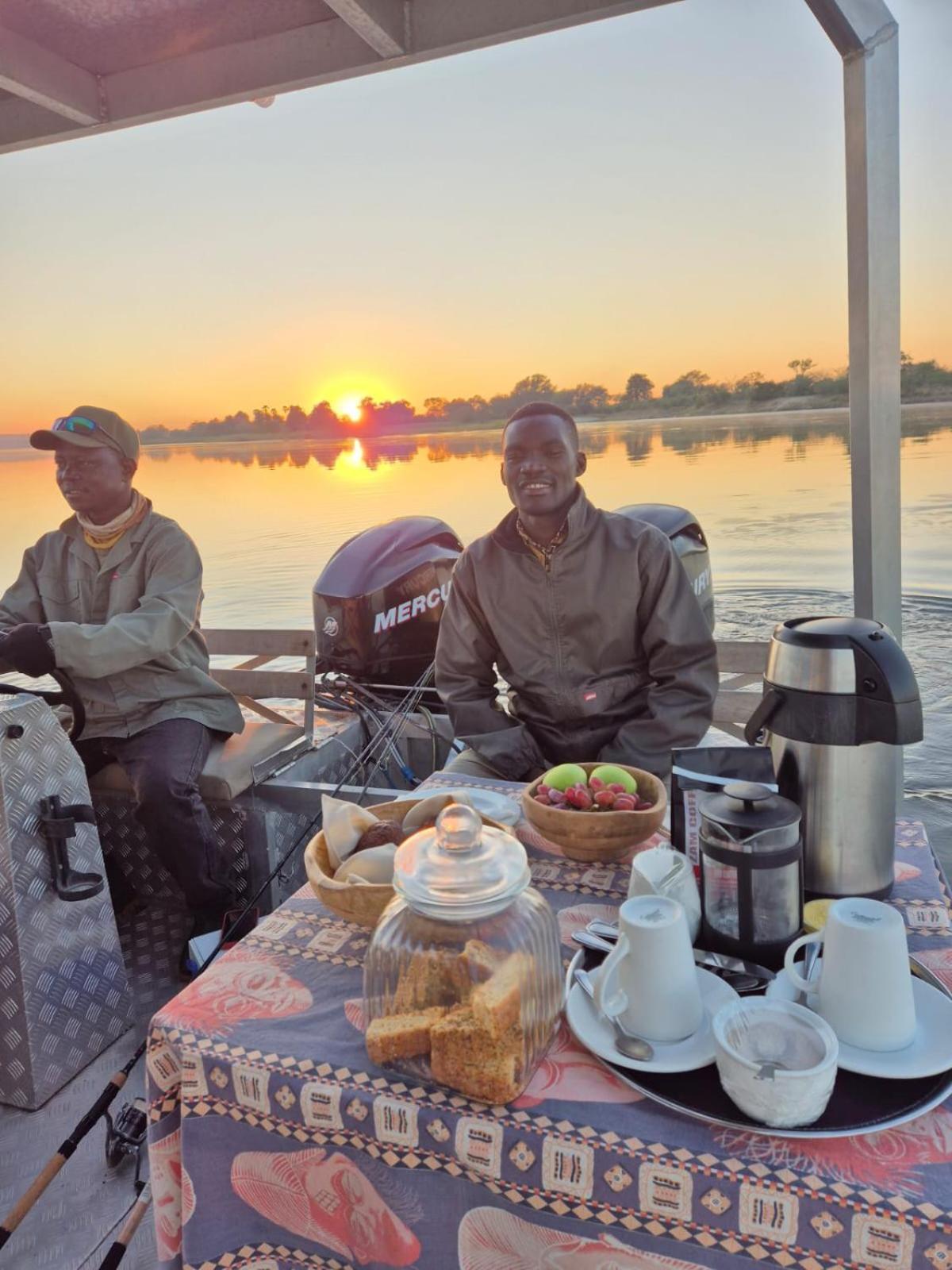 Zambezi Dusk Villa Ливингстън Екстериор снимка